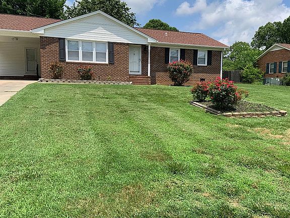 2nd image of 1636 Regency Dr