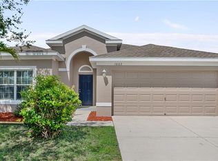 1002 Parker Den Dr, Ruskin, FL 33570