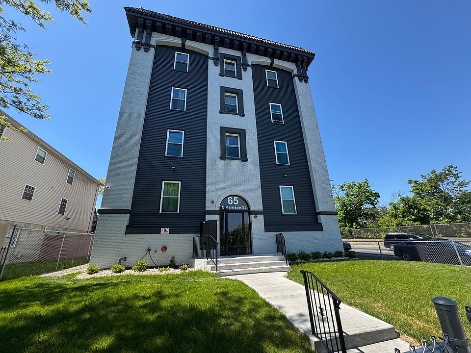 1st image of 65 S Harrison St #15R