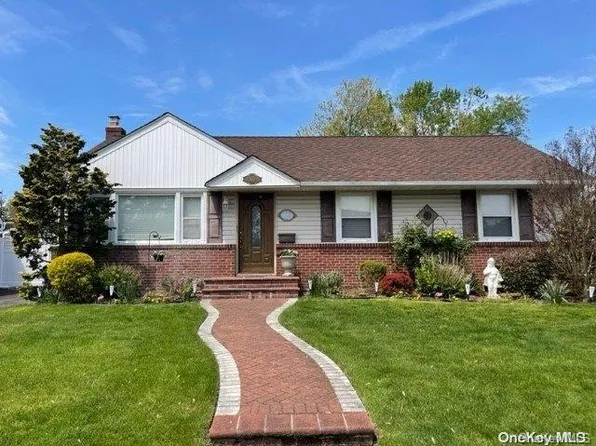 160 Taylor Avenue, East Meadow, NY 11554