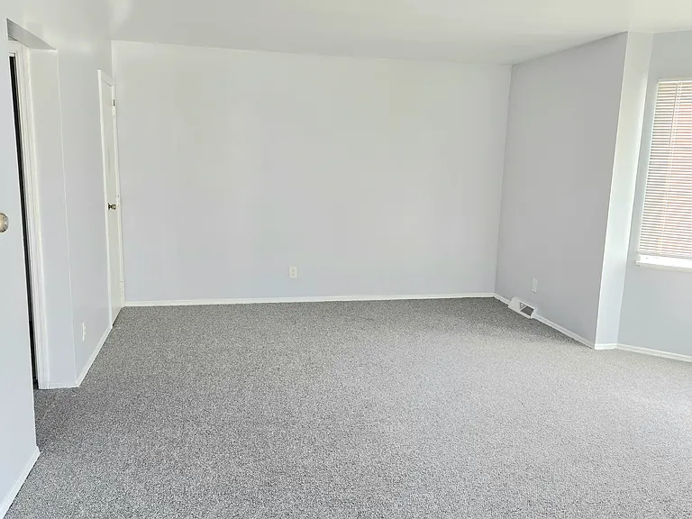 7035 Paxton Rd — Photo 13