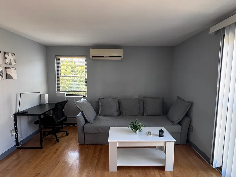 62 Spring St #2R — Photo 7
