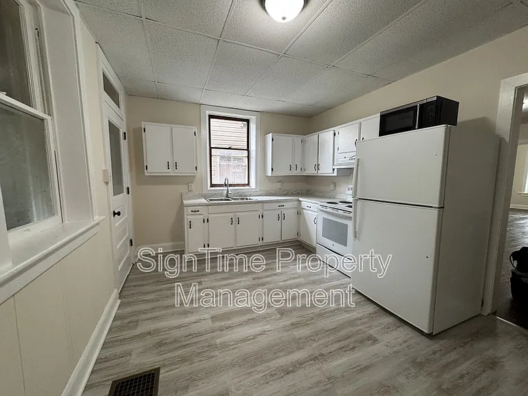 836 W Washington St — Photo 2