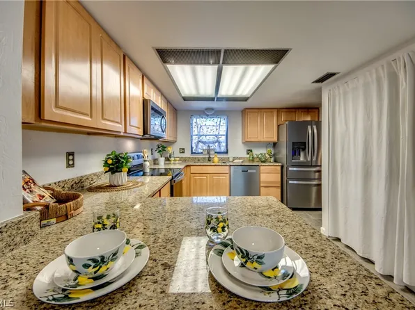 15350 Moonraker Ct APT 304, North Fort Myers, FL 33917