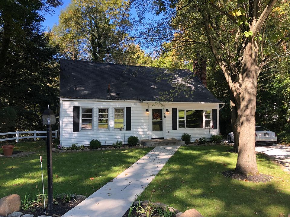 1st image of 38 Cox Dr