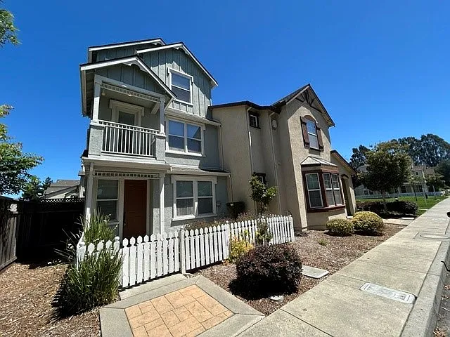 2115 Unbridled Ct — Photo 21
