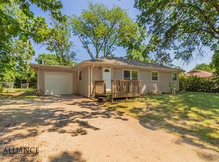 1526 Jarvis Dr, Manhattan, KS 66502