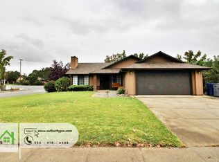 2491 Candlewood Dr, Redding, CA 96003