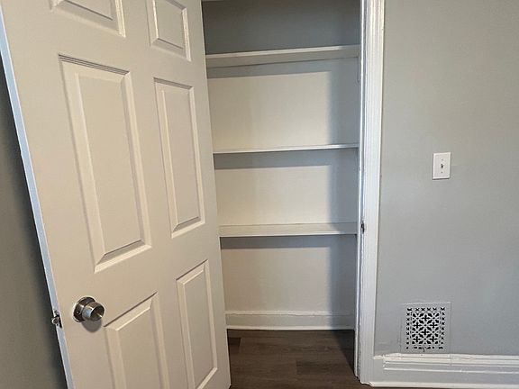 4th image of 478 Ellison St