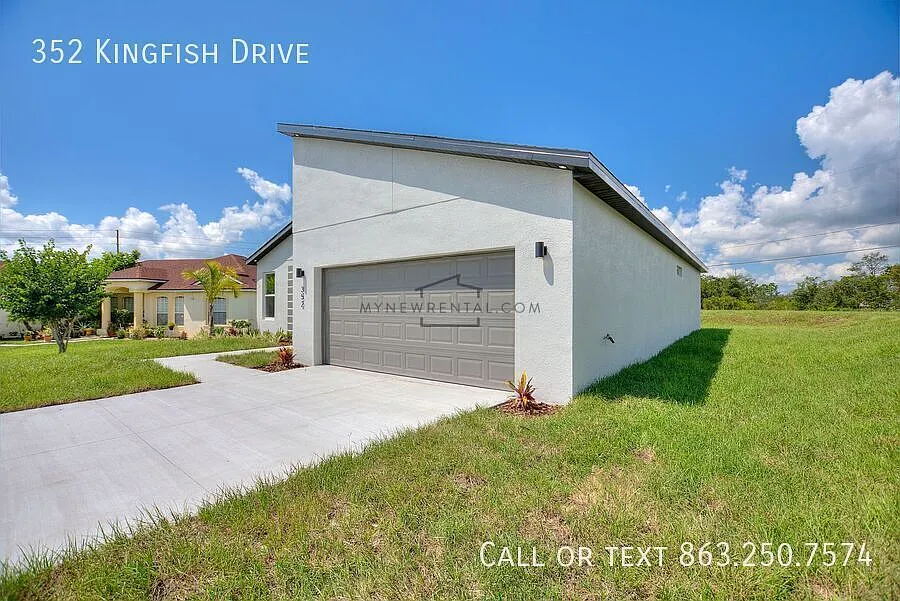 Modern, Energy-Efficient Home with All the Upgrades — Photo 4