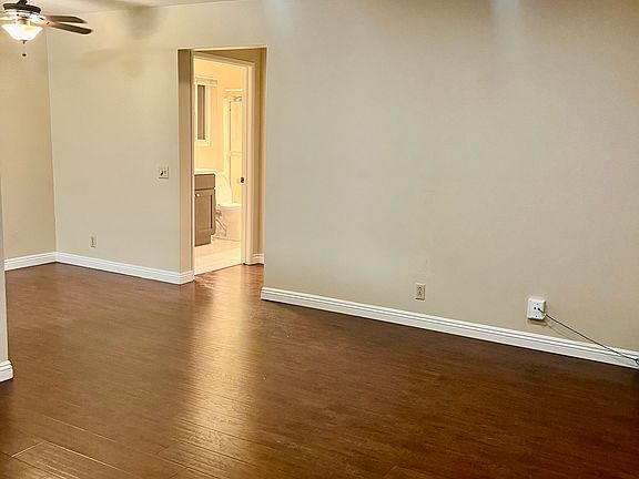 5th image of 4635 Texas St Unit 5