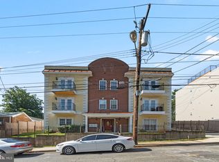 5045 C St SE #301, Washington, DC 20019