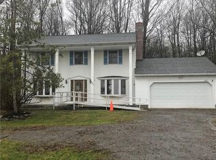 601 Cheese Factory Rd, Honeoye Falls, NY 14472