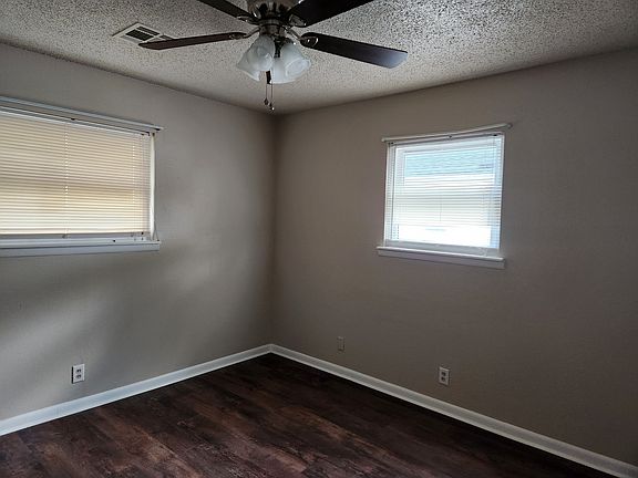 4th image of 1020 W Symmes St