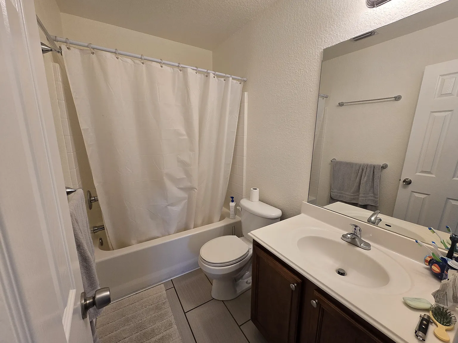 Furnished Room Rentals Available Near UT Medical Center San Antonio — Photo 4