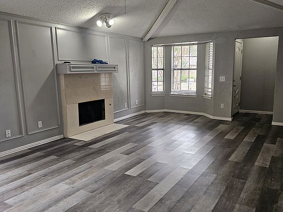 5th image of 11910 Garden Terrace Dr