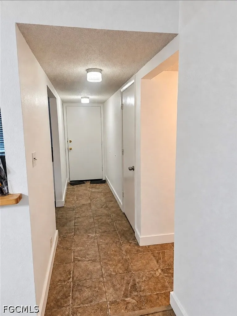 2 bed, 2.0 bath, 1071 sqft, $1,500 — Photo 3