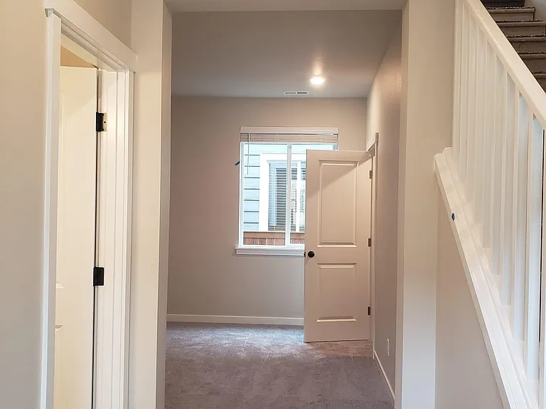 Den/Office room