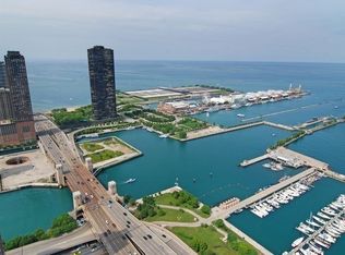 195 N Harbor Dr APT 205, Chicago, IL