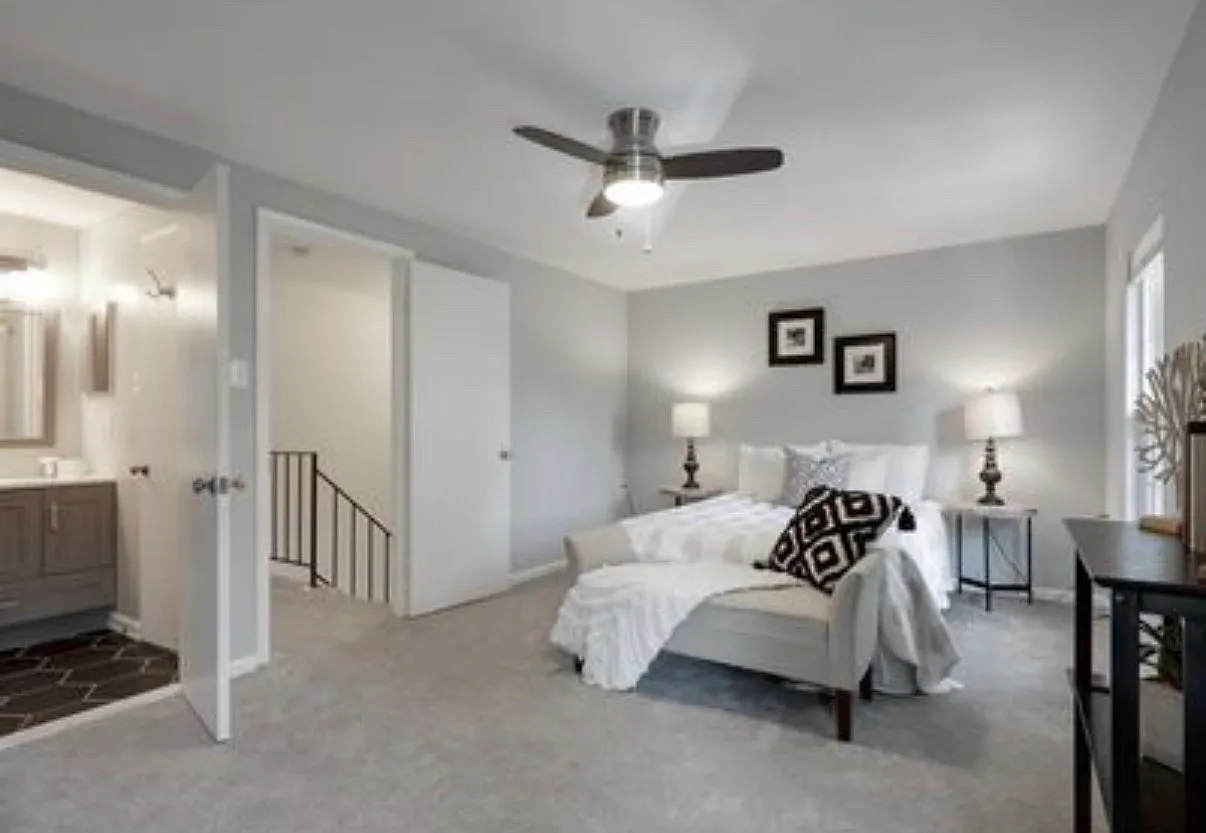 3 bed, 1.5 bath, 1500 sqft, $2,550 — Photo 2