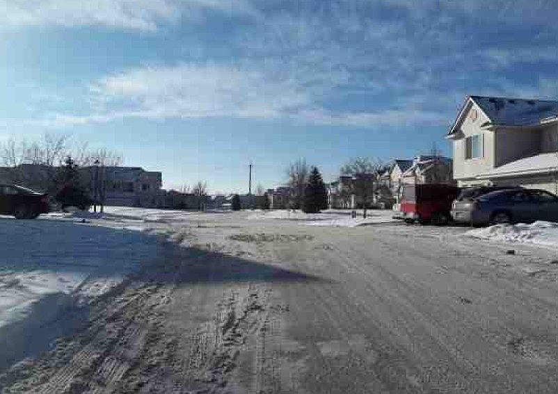 2nd image of 12202 Zealand Ave N