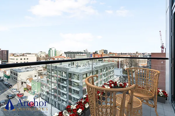 Rented by Anchor Associates | media 10