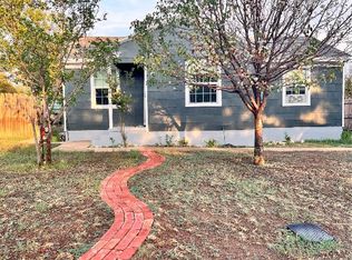 1712 Lawther Dr, River Oaks, TX 76114