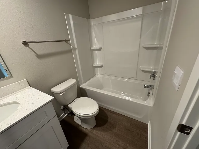 336 Ember Dr — Photo 10