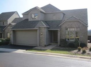 5026 Hunting Hills Cir, Roanoke, VA 24018