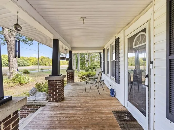 8030 Belews Creek Rd, Belews Creek, NC 27009