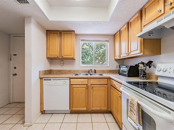 5th image of 1524 Lakeview Rd APT 204