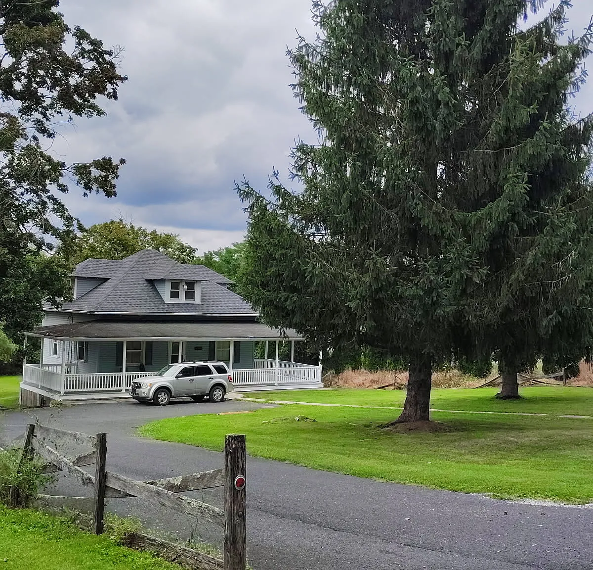 3 bed, 1131 sqft, $1,650 — Photo 2