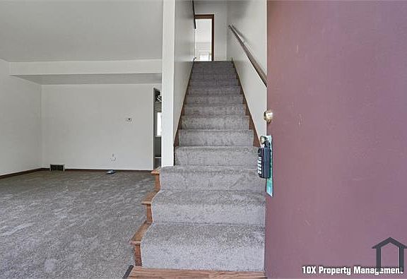 2nd image of 1575 Briarwood Ave