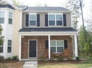260 Hampshire Downs Dr, Morrisville, NC 27560