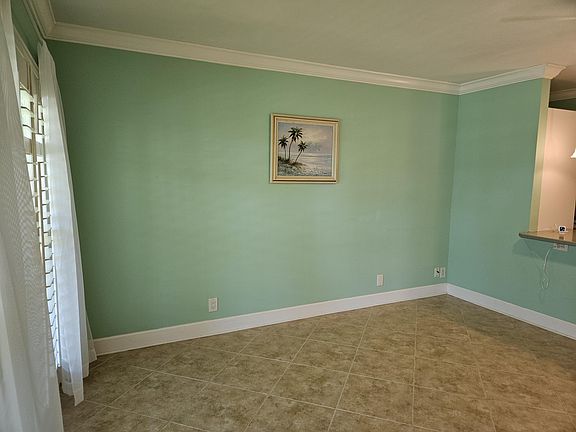 5th image of 235 Seaview Ct APT D8