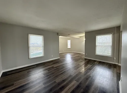 204 N Marshall Ave #5 Photo 1