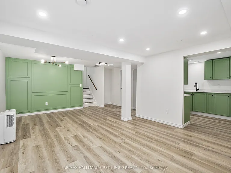 660 Mackechnie Cres #LOWER — Photo 7