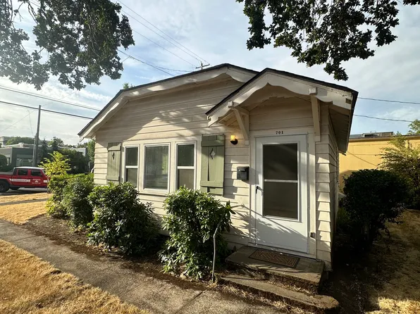 701 Cottage St NE #701, Salem, OR 97301