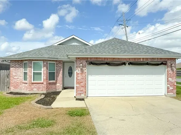 2700 Bayou Carencro Dr, Marrero, LA 70072