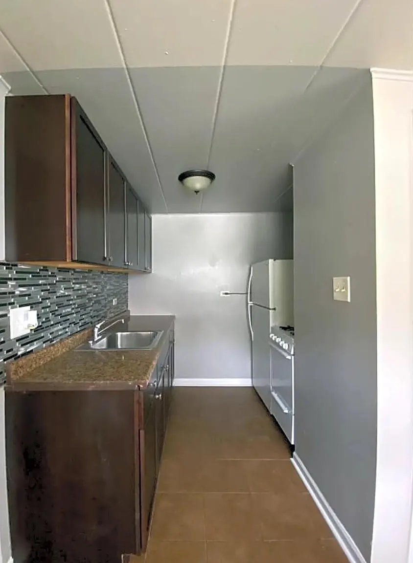 1 bed, 750 sqft, $1,550 — Photo 2