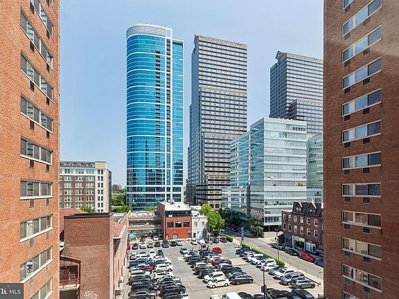 3rd image of 2101 Chestnut St APT 723
