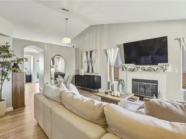 8913 Dolente Ave, Las Vegas, NV 89129
