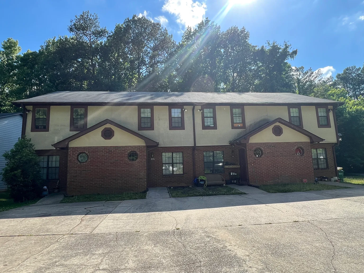 2 bed, 2.5 bath, 1200 sqft, $1,650 — Photo 1