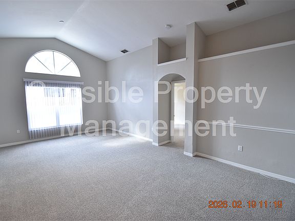 3rd image of 2521 Clareside Dr