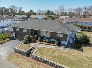 5 Brentwood Rd, Stoneham, MA 02180