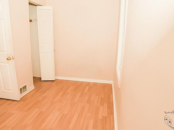 4th image of 405 Paxton St Fl 2nd