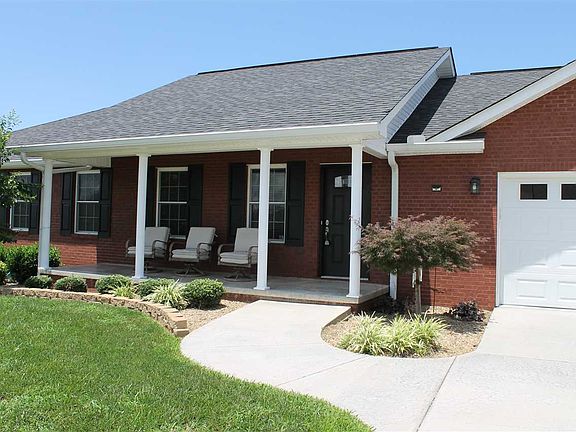 3rd image of 2643 Plantation Dr