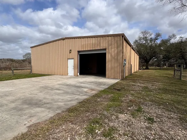 6907 Fm 2403 Rd #A, Alvin, TX 77511