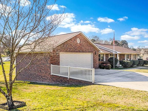 4th image of 1846 Green Hill Dr
