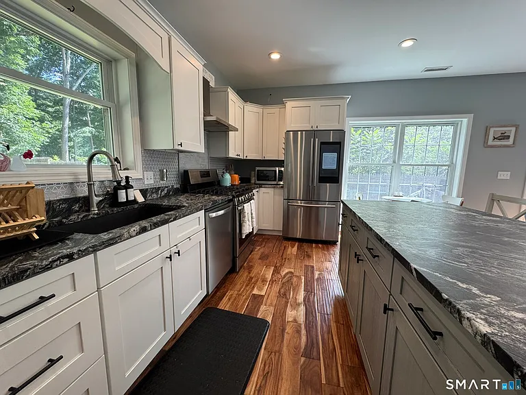 55 Circle Dr — Photo 13